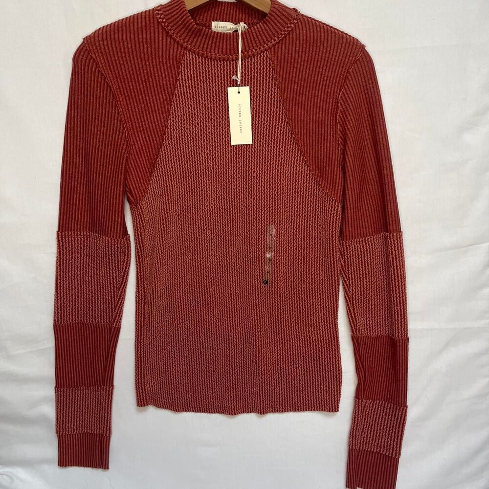 Buckle Women's Orange and Red Shirt
